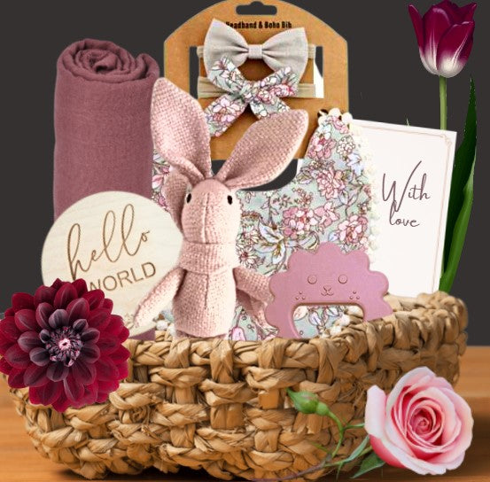 Pure Love newborn gift box - 8 piece gift box SUGAR PLUM