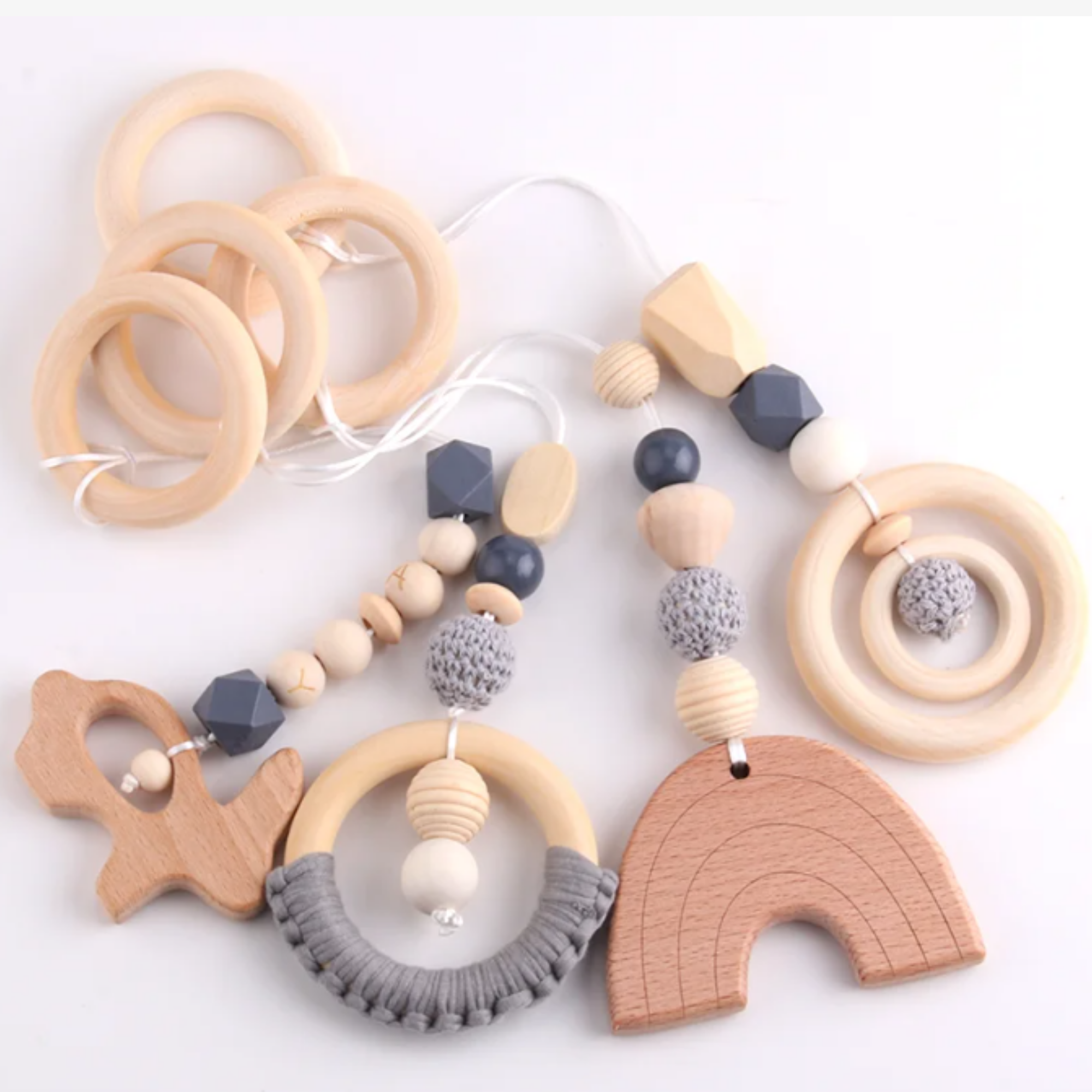 Wooden hanging toy set GREY SKIES
