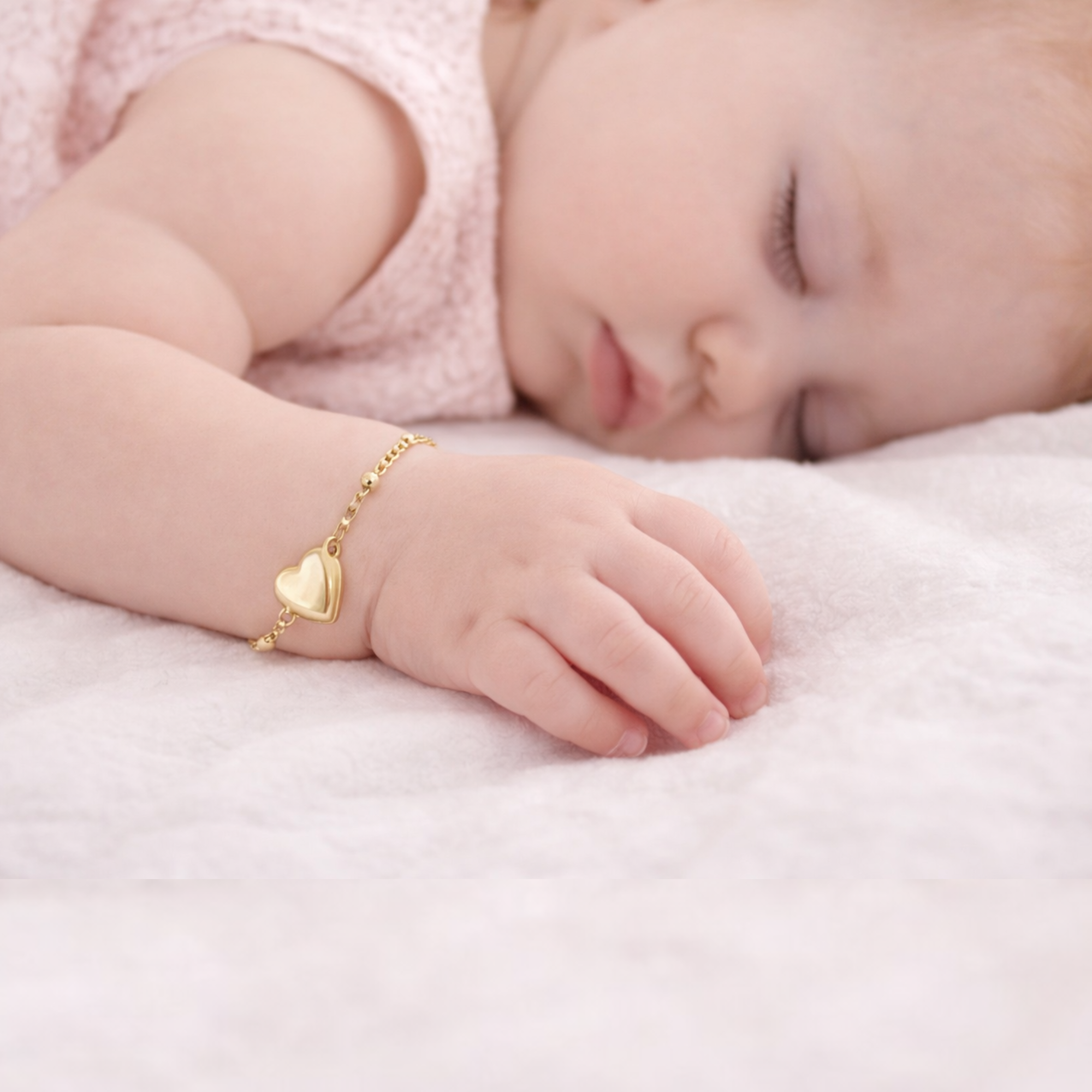 Babies/toddler petite heart gold bracelet