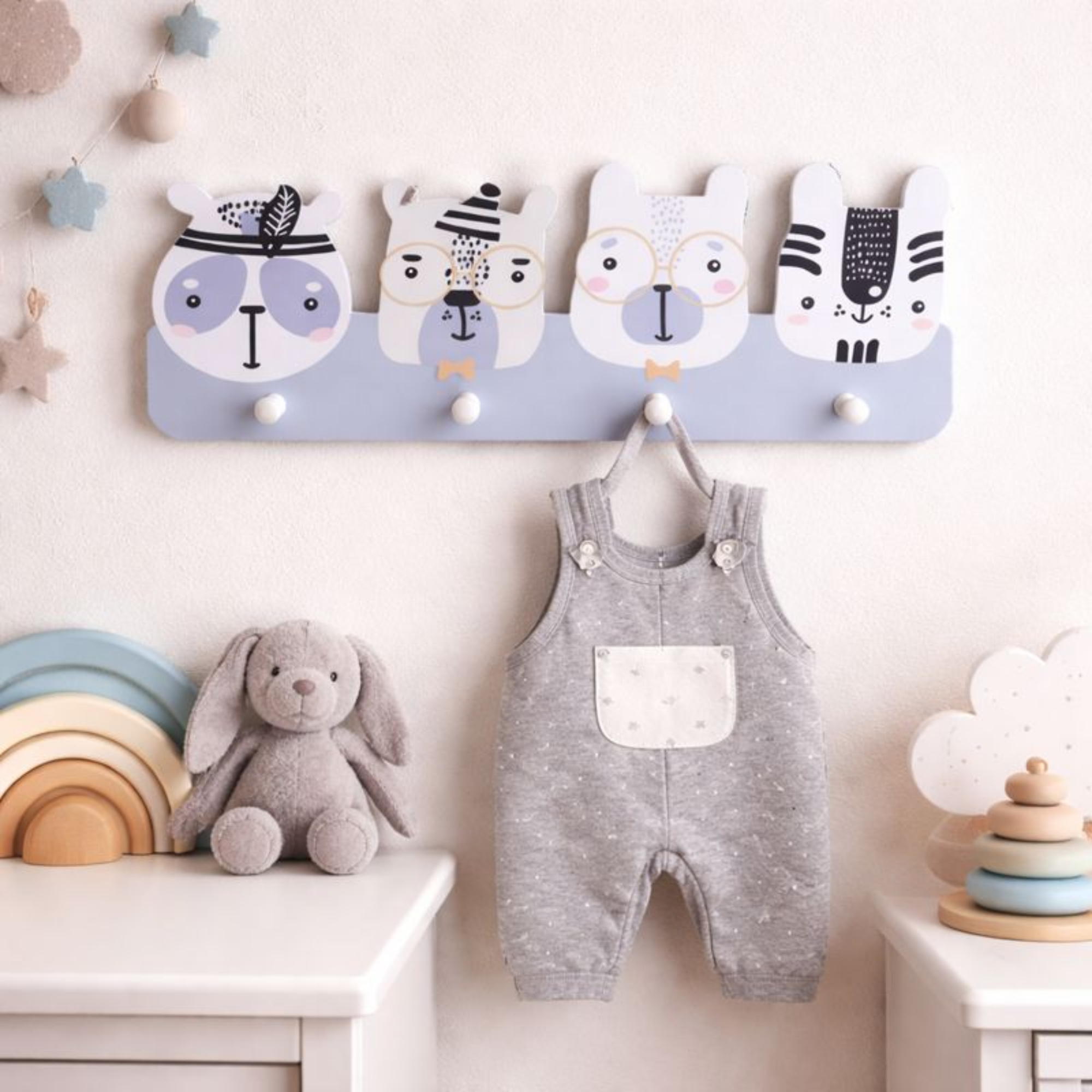 Wall mounted kids coat hooks
