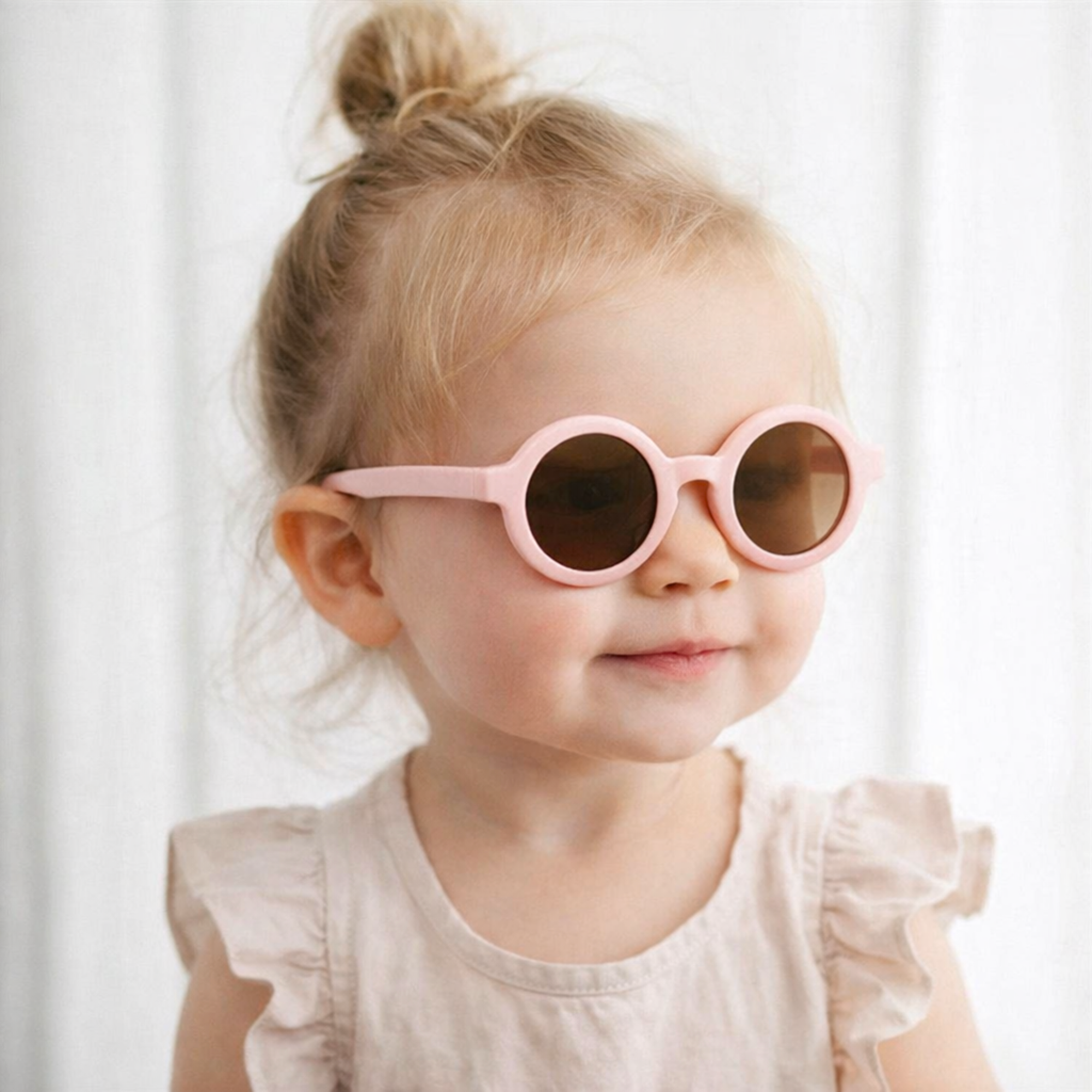 Retro baby/toddler sunnies with 100% UV protection