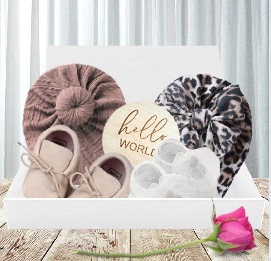 New baby accessory gift box - 5 piece set LEOPARD